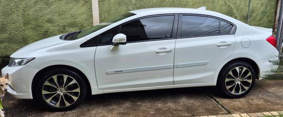 HONDA CIVIC 2.0 LXR 16V FLEX 4P AUTOMÁTICO
